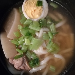 汁は捨てないで！煮物の残り汁で作る煮込みうどん